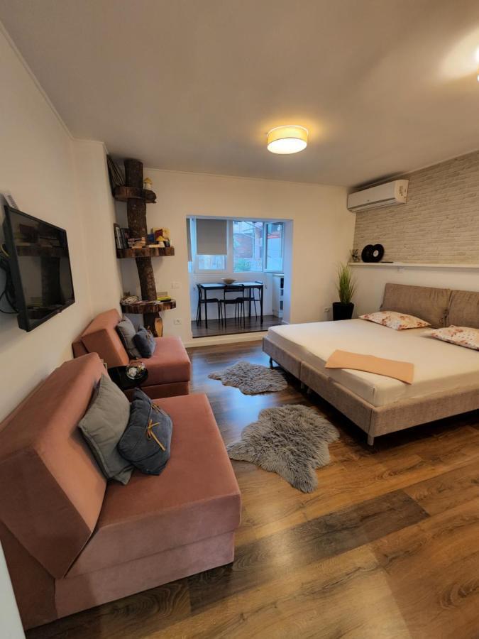 Traveler'S Place At Tirana City Centre Екстериор снимка
